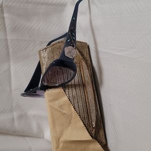 Judith Leiber authentic 💯 blue sunglasses with a beautiful art work on legs